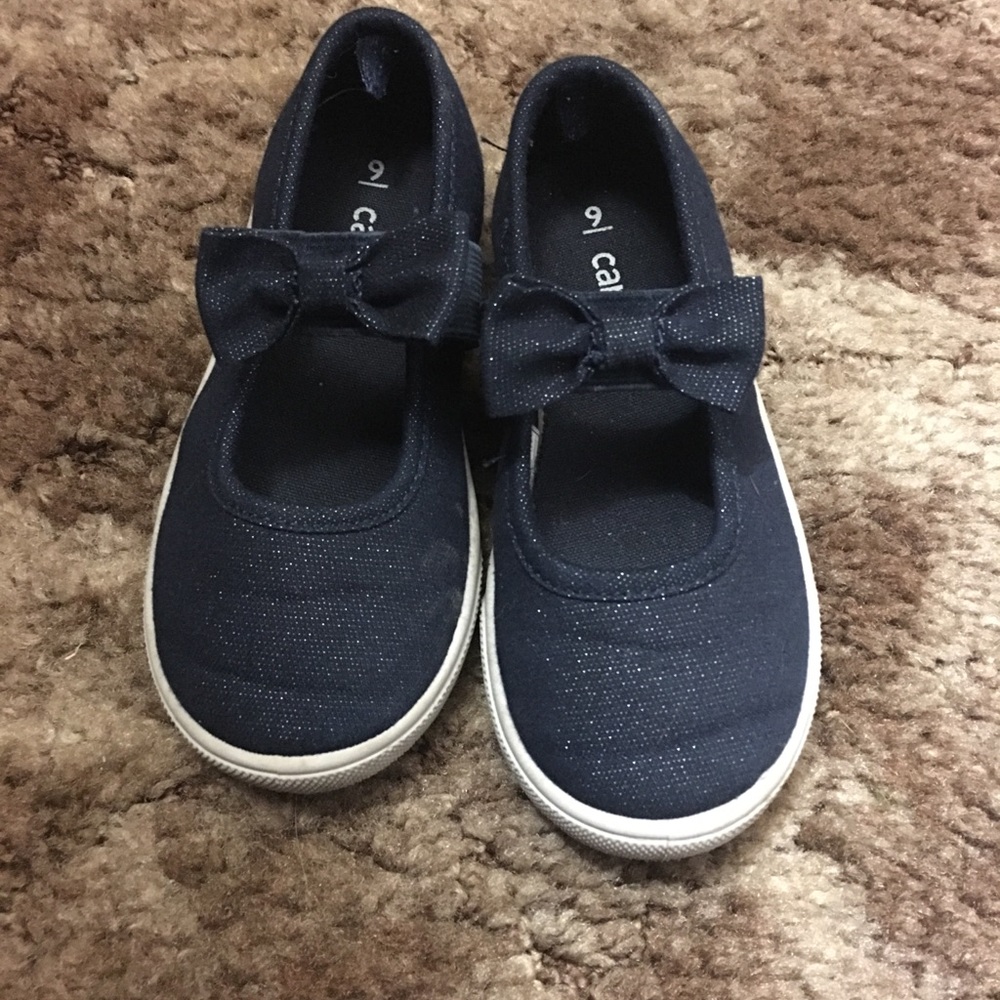 Carters size 9 shoe toddler